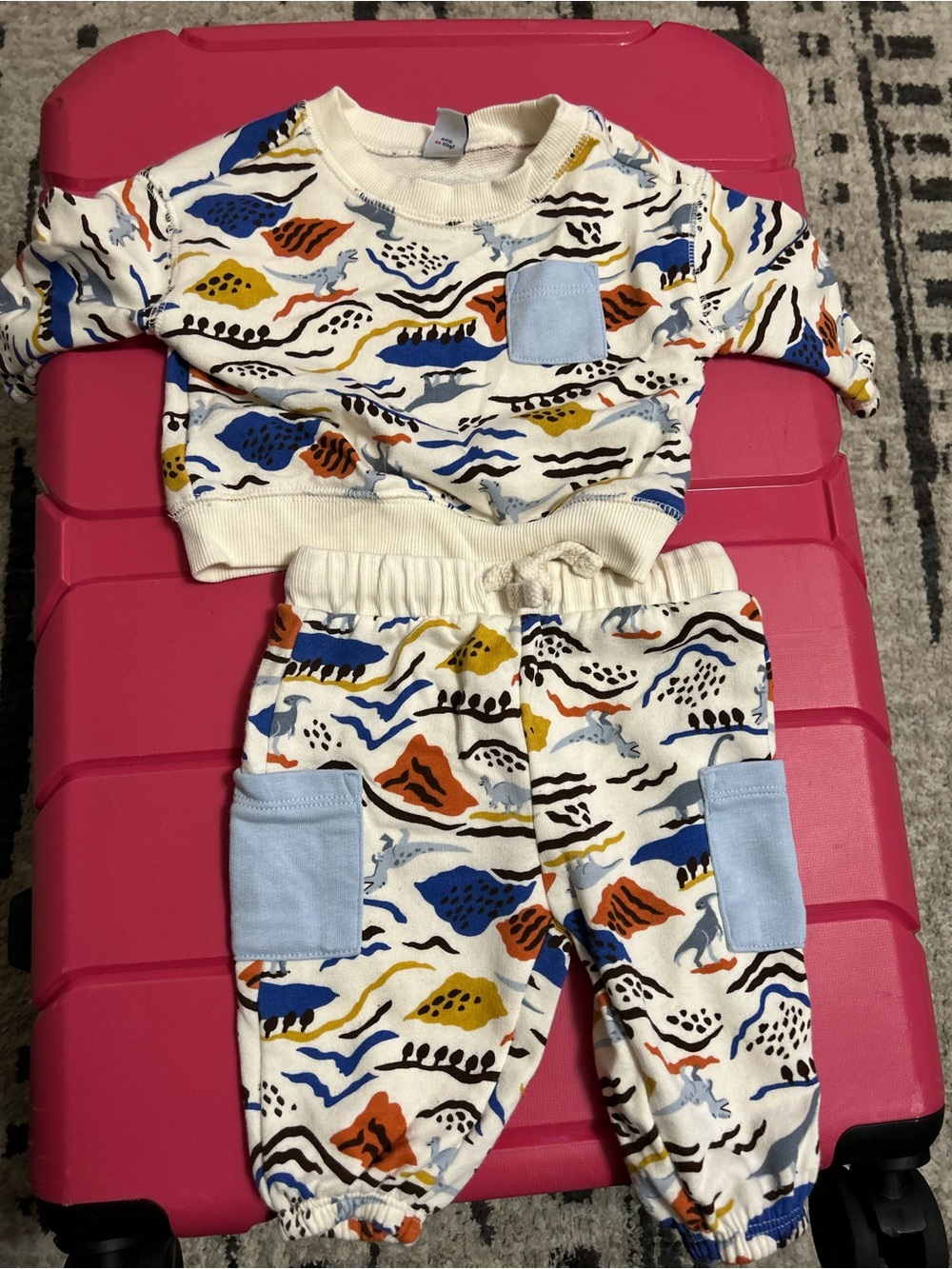 Kids Printed Pullover & Jogger Set - Cream with Blue Patch